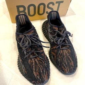 350 MX Rock Yeezy’s